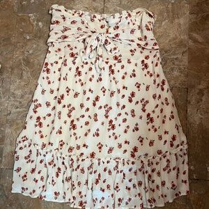 White Strapless Dress with Red Flowers from Boutique